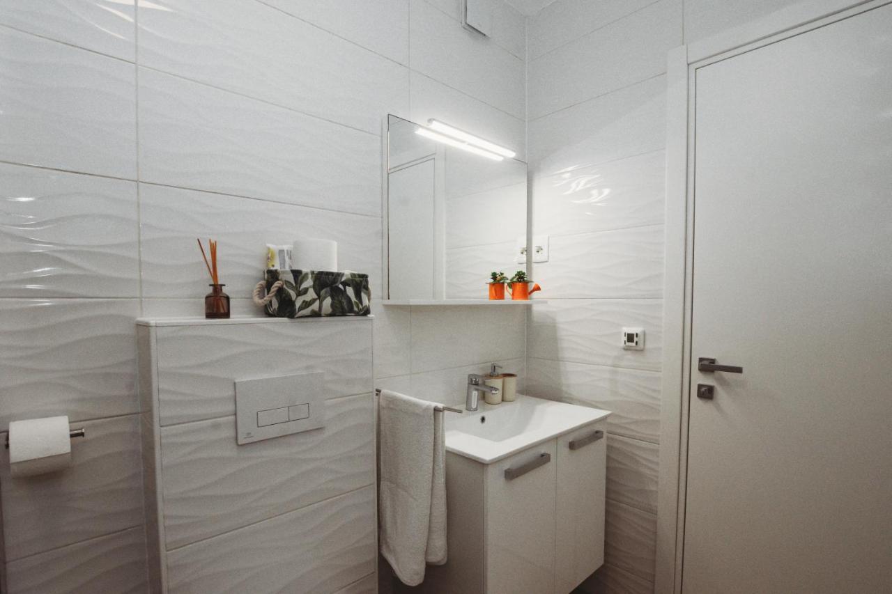 Ferienwohnung Apartman Martina Zadar Exterior foto